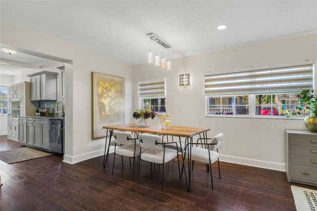 300 E IDLEWILD AVENUE, Tampa, FL 33604