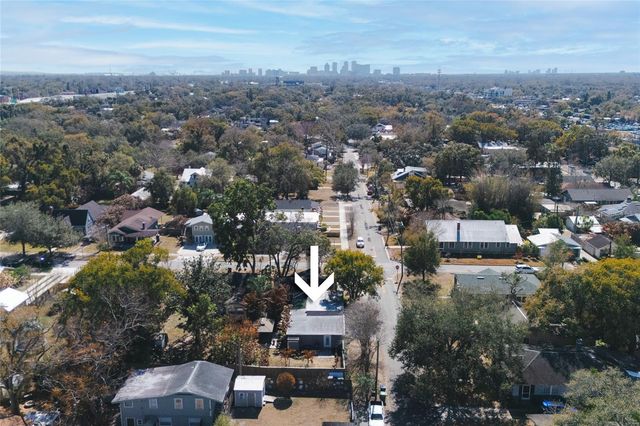 300 E IDLEWILD AVENUE, Tampa, FL 33604