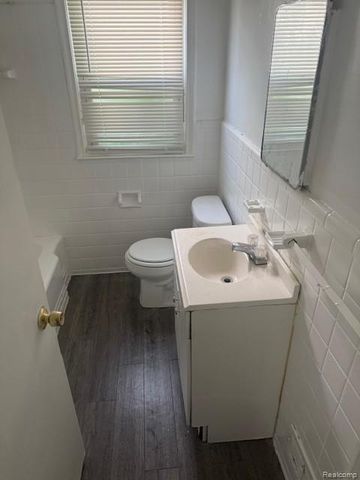 12210 Longview Street, Detroit, MI 48213