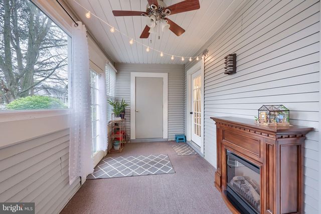 903 COUNTRY PLACE DR, Lancaster, PA 17601