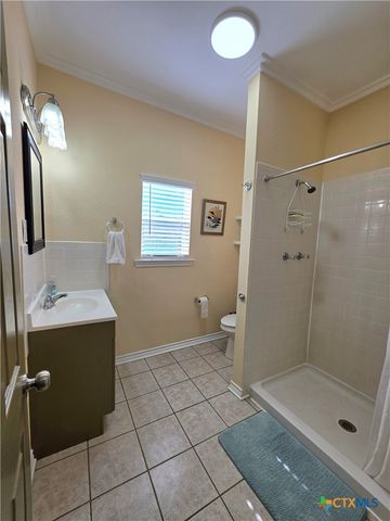 415 N Main Street, Rockdale, TX 76567