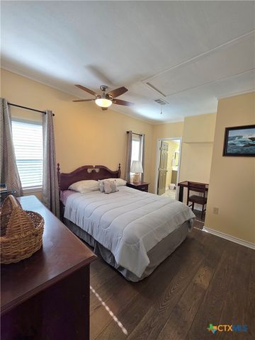 415 N Main Street, Rockdale, TX 76567