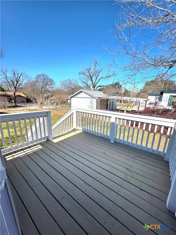 415 N Main Street, Rockdale, TX 76567