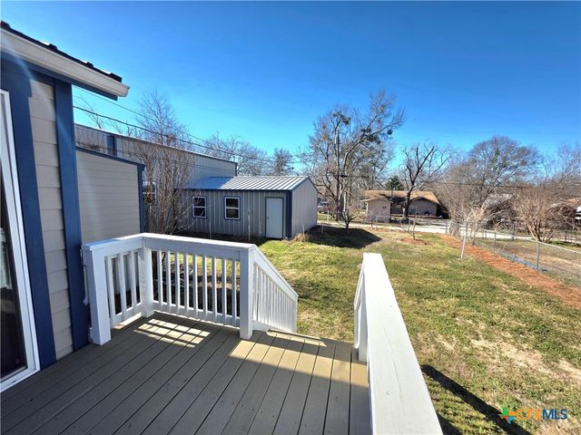 415 N Main Street, Rockdale, TX 76567