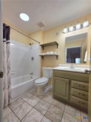 415 N Main Street, Rockdale, TX 76567