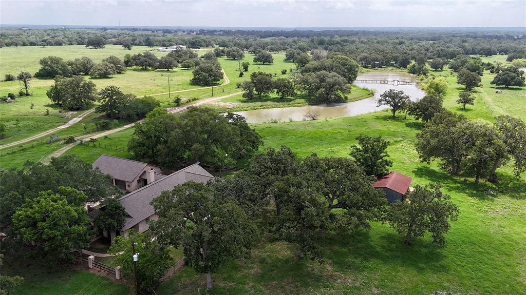 4361 US Highway 77 S, Hallettsville, TX 77964