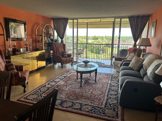 3841 Environ Boulevard 629, Lauderhill, FL 33319