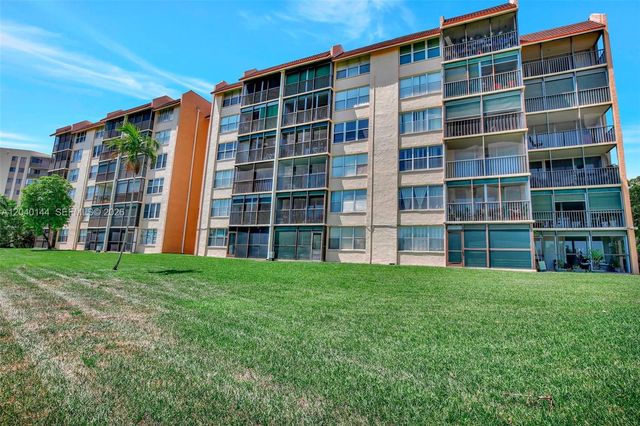3841 Environ Boulevard 629, Lauderhill, FL 33319