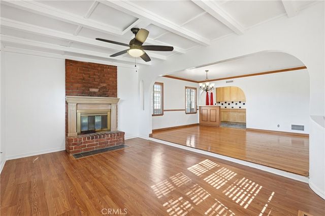 11537 Tarron, Hawthorne, CA 90250