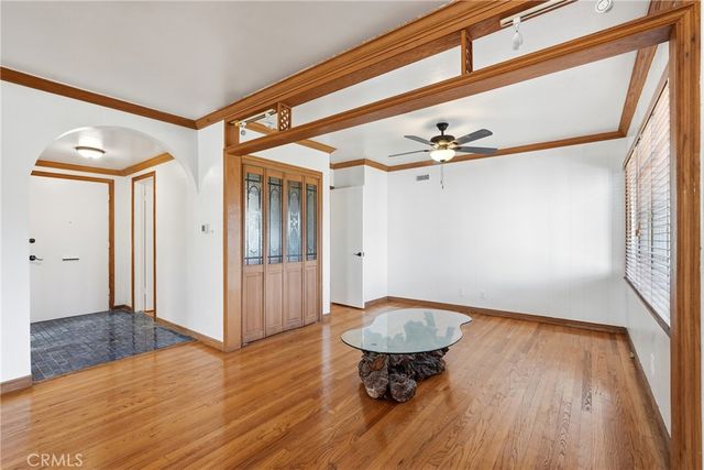 11537 Tarron, Hawthorne, CA 90250