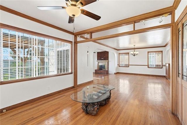 11537 Tarron, Hawthorne, CA 90250