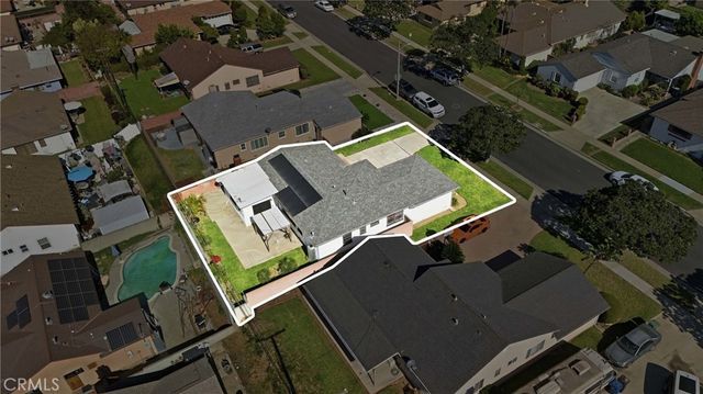 11537 Tarron, Hawthorne, CA 90250