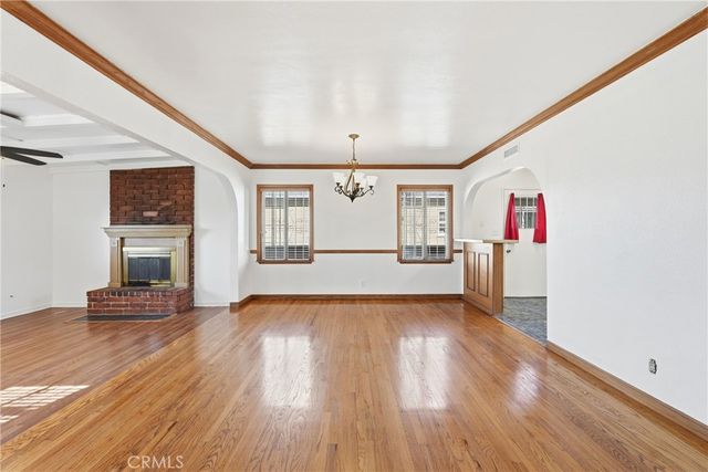 11537 Tarron, Hawthorne, CA 90250