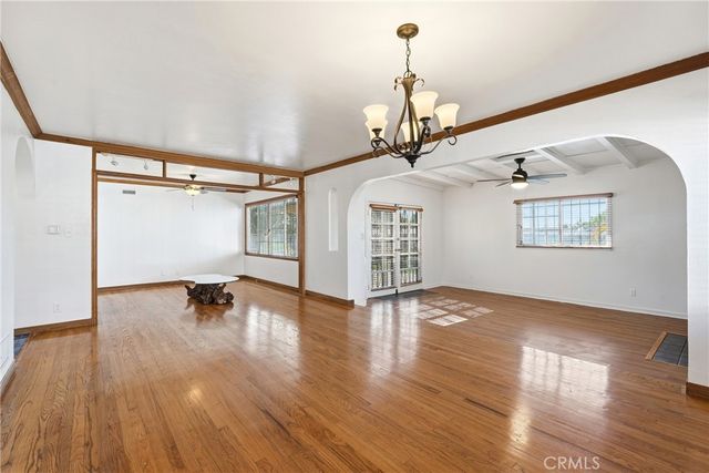 11537 Tarron, Hawthorne, CA 90250