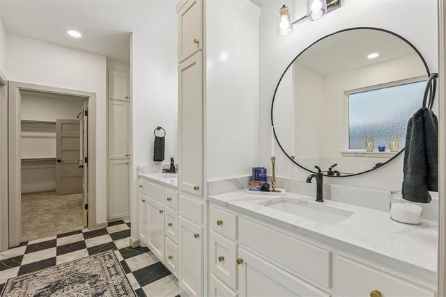 212 Shavano Street, Shawnee, OK 74804