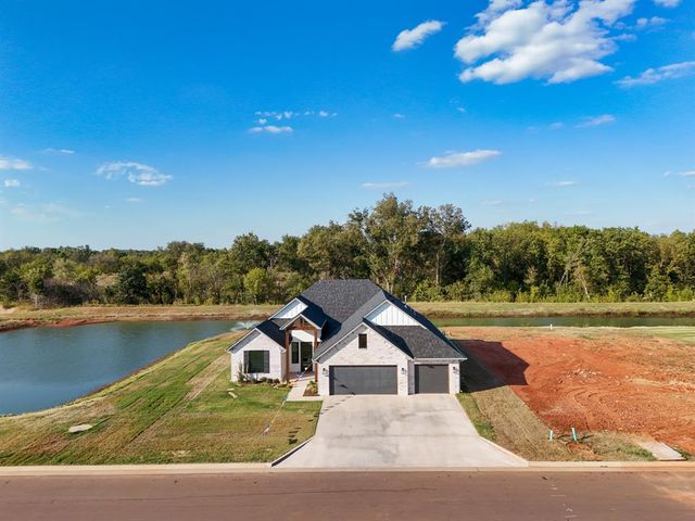 212 Shavano Street, Shawnee, OK 74804