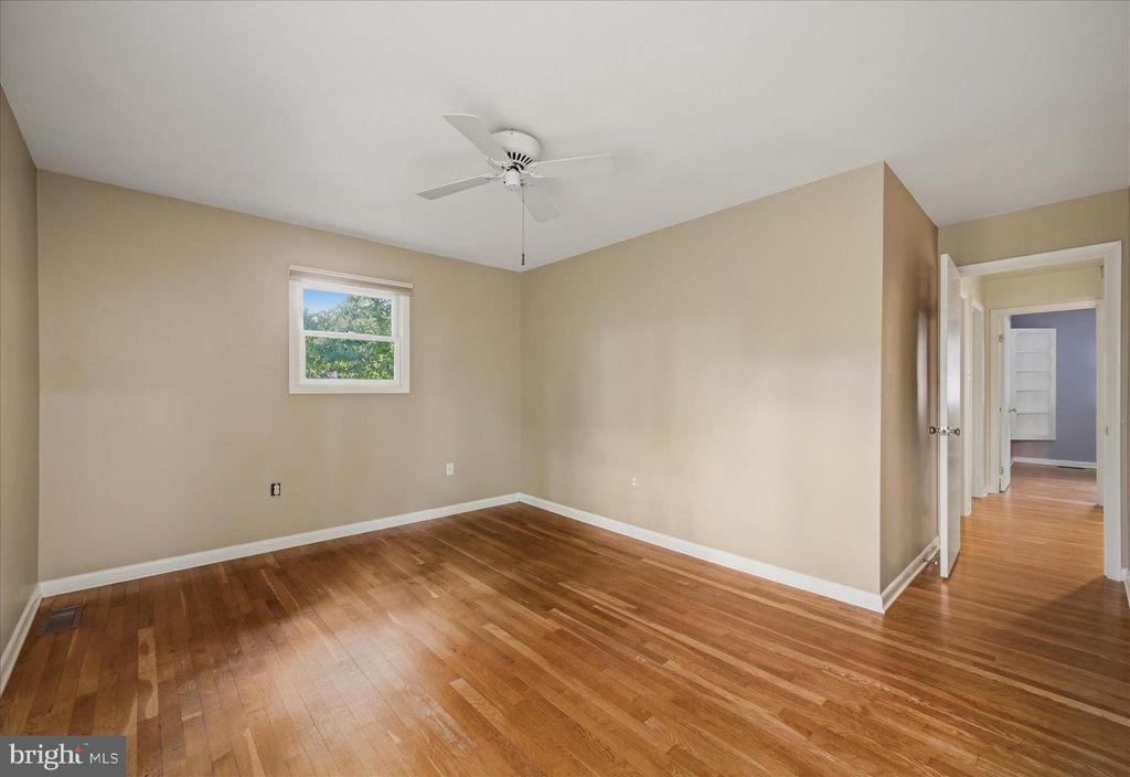 Image 21 of property listing at 1402 CATLYN PL, Annapolis, MD 21401