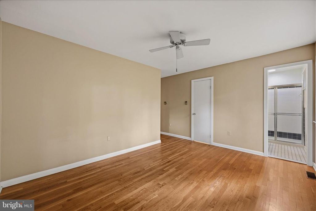 Image 22 of property listing at 1402 CATLYN PL, Annapolis, MD 21401