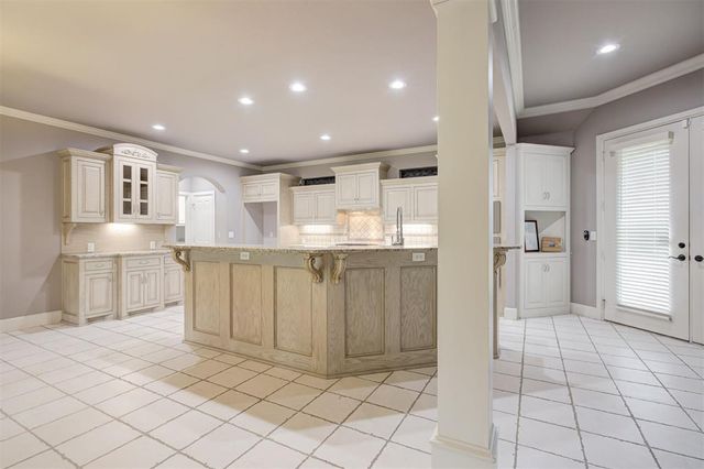10744 N Ann Arbor Avenue, Oklahoma City, OK 73162