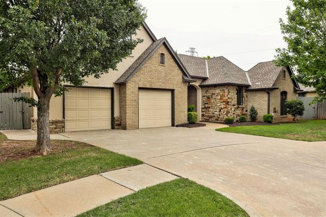 10744 N Ann Arbor Avenue, Oklahoma City, OK 73162