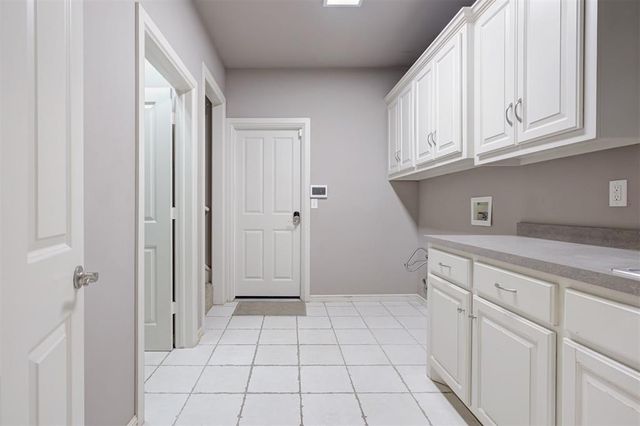 10744 N Ann Arbor Avenue, Oklahoma City, OK 73162