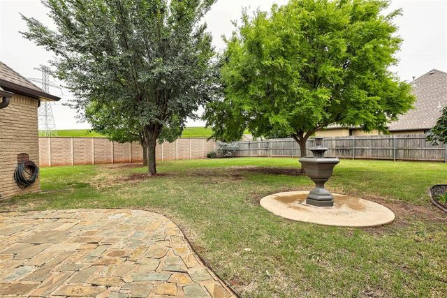 10744 N Ann Arbor Avenue, Oklahoma City, OK 73162
