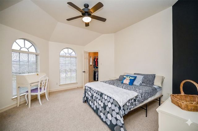 11302 Cypress Creek Lakes Drive, Cypress, TX 77433