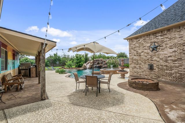 11302 Cypress Creek Lakes Drive, Cypress, TX 77433