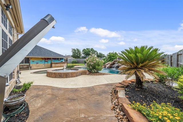11302 Cypress Creek Lakes Drive, Cypress, TX 77433