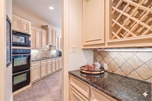 11302 Cypress Creek Lakes Drive, Cypress, TX 77433
