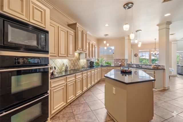 11302 Cypress Creek Lakes Drive, Cypress, TX 77433