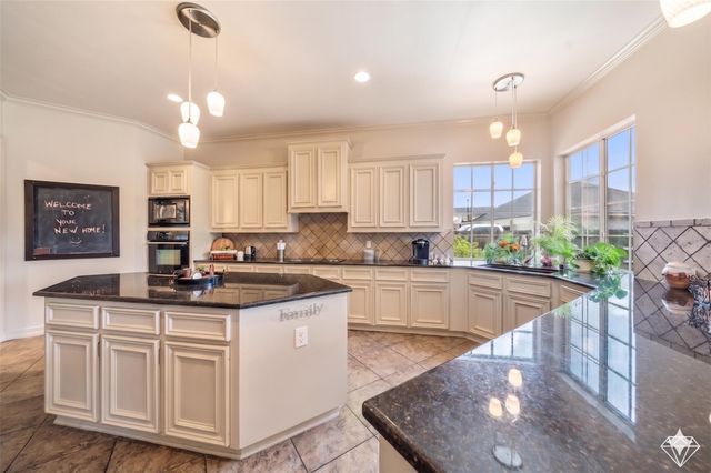 11302 Cypress Creek Lakes Drive, Cypress, TX 77433