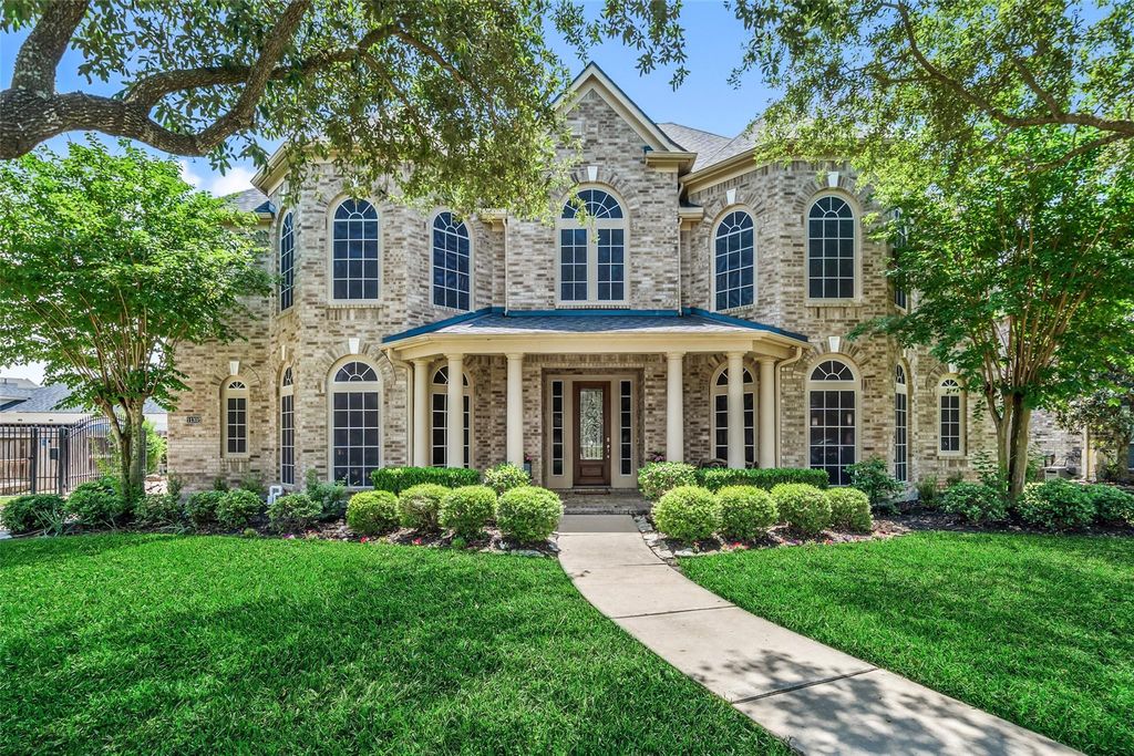 11302 Cypress Creek Lakes Drive, Cypress, TX 77433