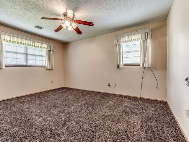 9401 Silver Lake Drive, Oklahoma City, OK 73162