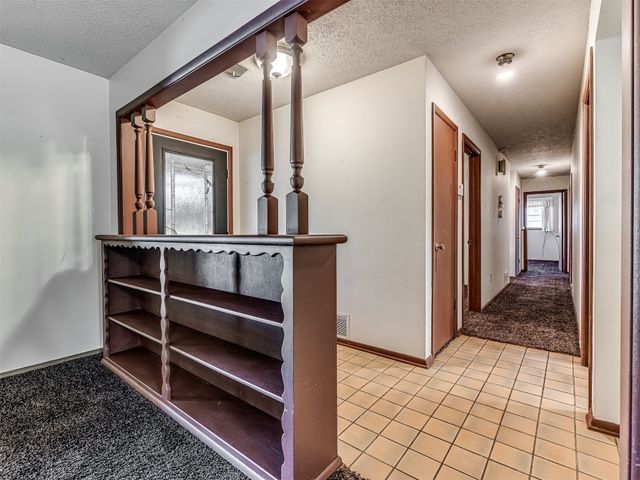 9401 Silver Lake Drive, Oklahoma City, OK 73162