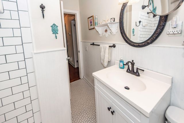 9008 Timber Street, North Charleston, SC 29406