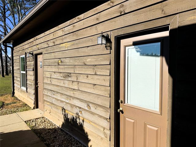 231 Hostetter Rd, New Waverly, TX 77358