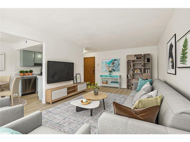 99 E 54th Street 1, Minneapolis, MN 55419