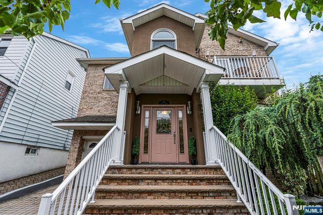 146 Bathurst Avenue, North Arlington, NJ 07031