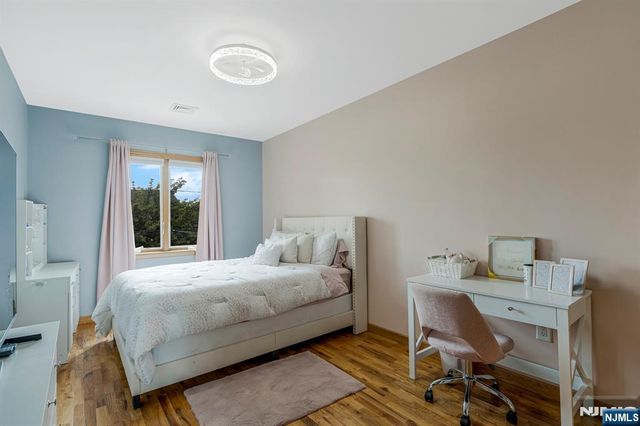 146 Bathurst Avenue, North Arlington, NJ 07031