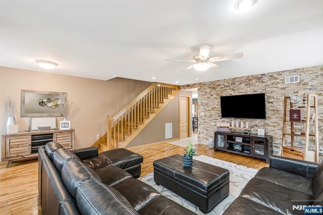 146 Bathurst Avenue, North Arlington, NJ 07031