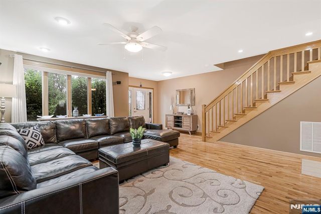 146 Bathurst Avenue, North Arlington, NJ 07031