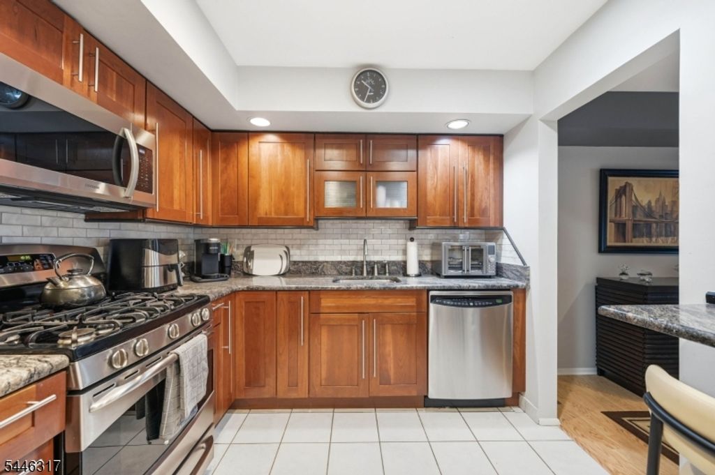 59 Bunker Hill Rd D, West Milford Twp., NJ 07480 — photo 4