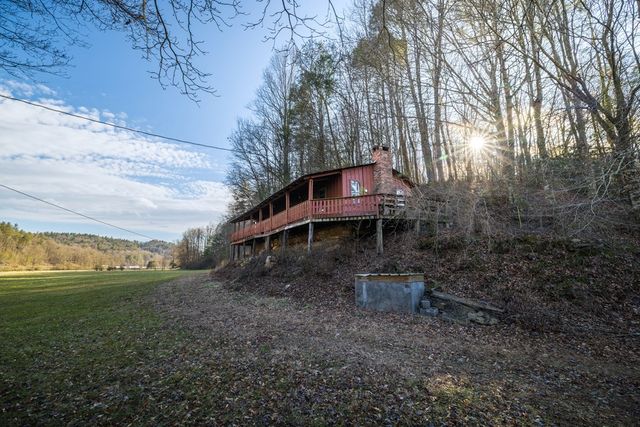 3771 Gates Chapel Road, Ellijay, GA 30540