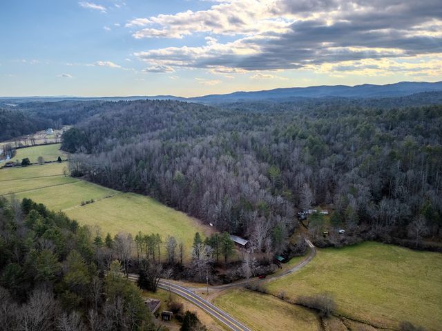 3771 Gates Chapel Road, Ellijay, GA 30540