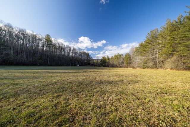 3771 Gates Chapel Road, Ellijay, GA 30540