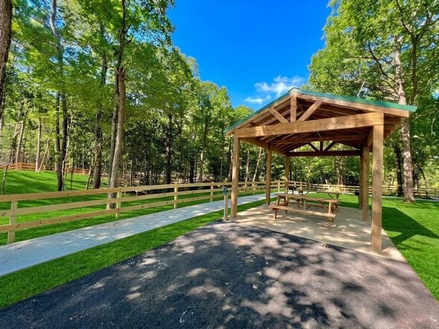 4318 Road 66126, Dayton, TX 77535