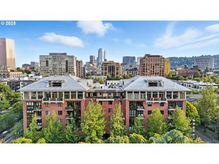 1030 Nw JOHNSON St 502, Portland, OR 97209