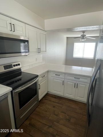 3309 N 70TH Street 204, Scottsdale, AZ 85251