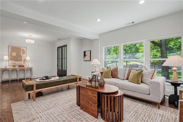 1929 Lenox Road NE, Atlanta, GA 30306
